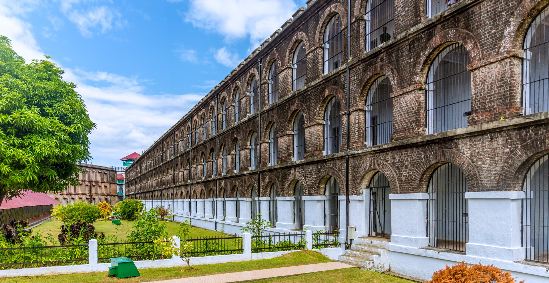 central-jail-1.jpg